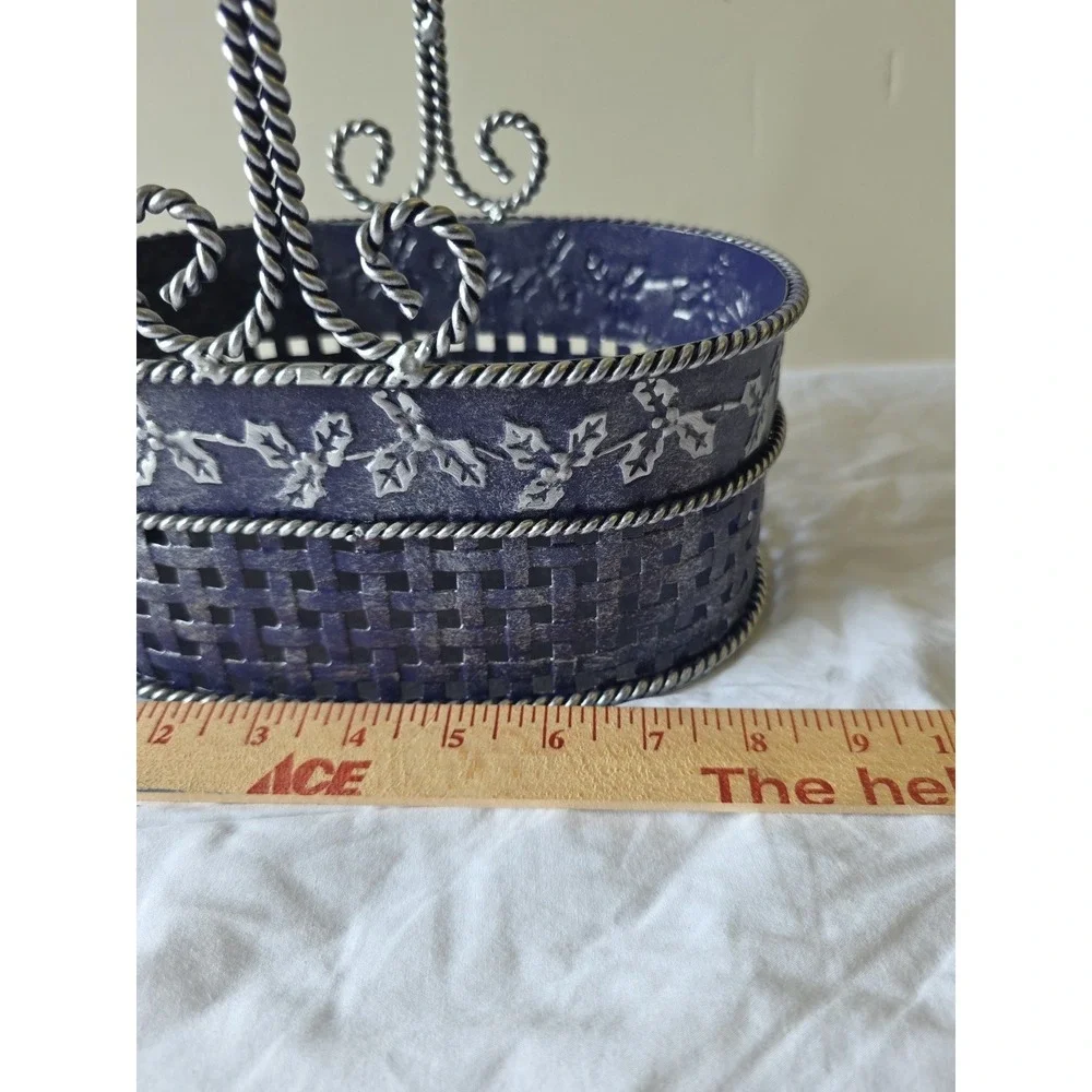 Metal Basket Blue And Silver With Holly Leaves‎ And Handle